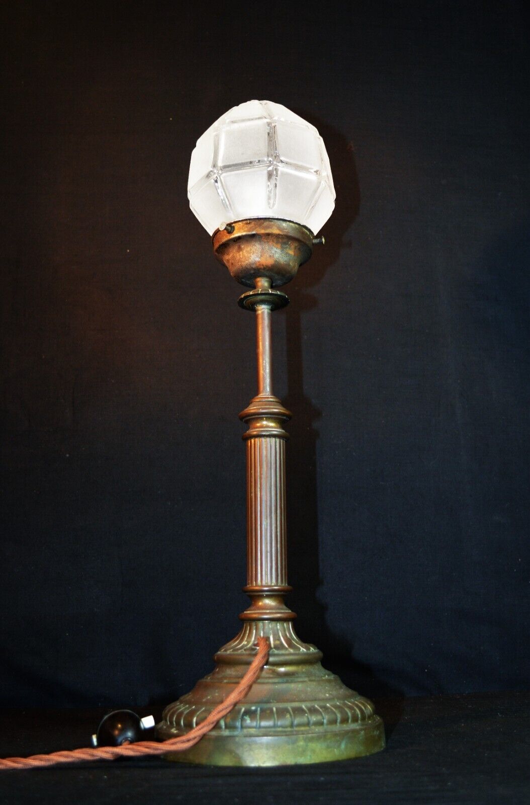 superb (George-V) C-1920 Jacobian Arts & Crafts bronze lamp rare hand-made shade