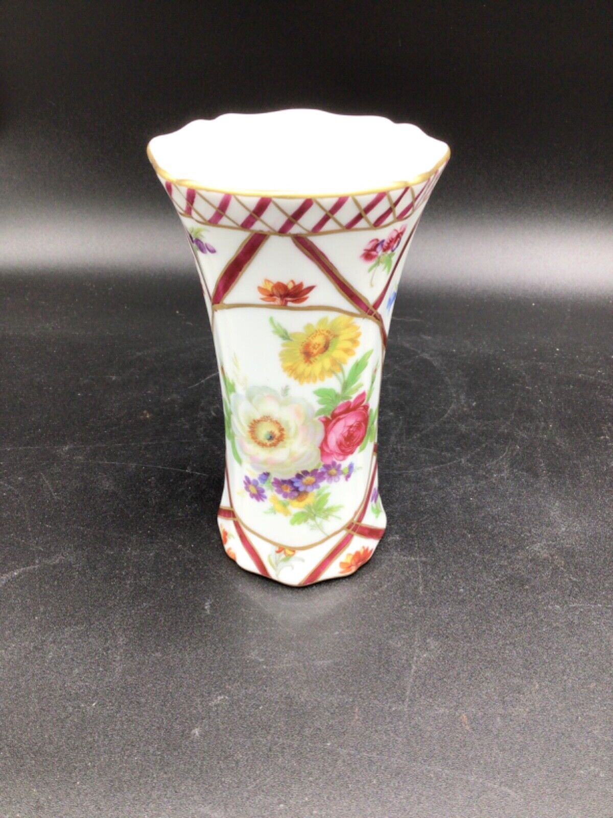 Vintage Elios H&F Porcelain Hand Painted Vase 5.5\