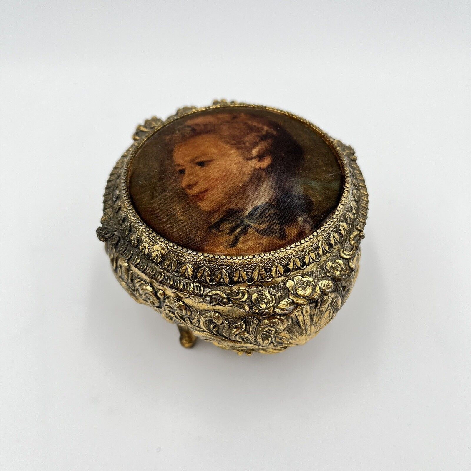 Antique Gold Tone Gilded Trinket Box Victorian Lady Portrait Cover Japan 3\