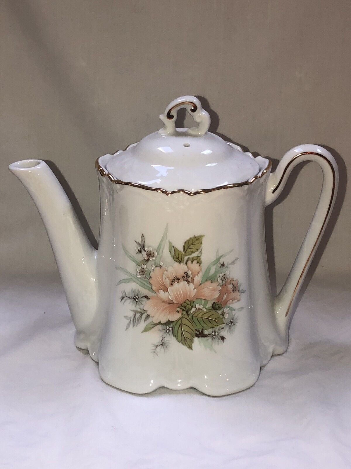 Vintage Winrose Collection Tea Kettle Peach&White Flowers Embossed, Gold Trim