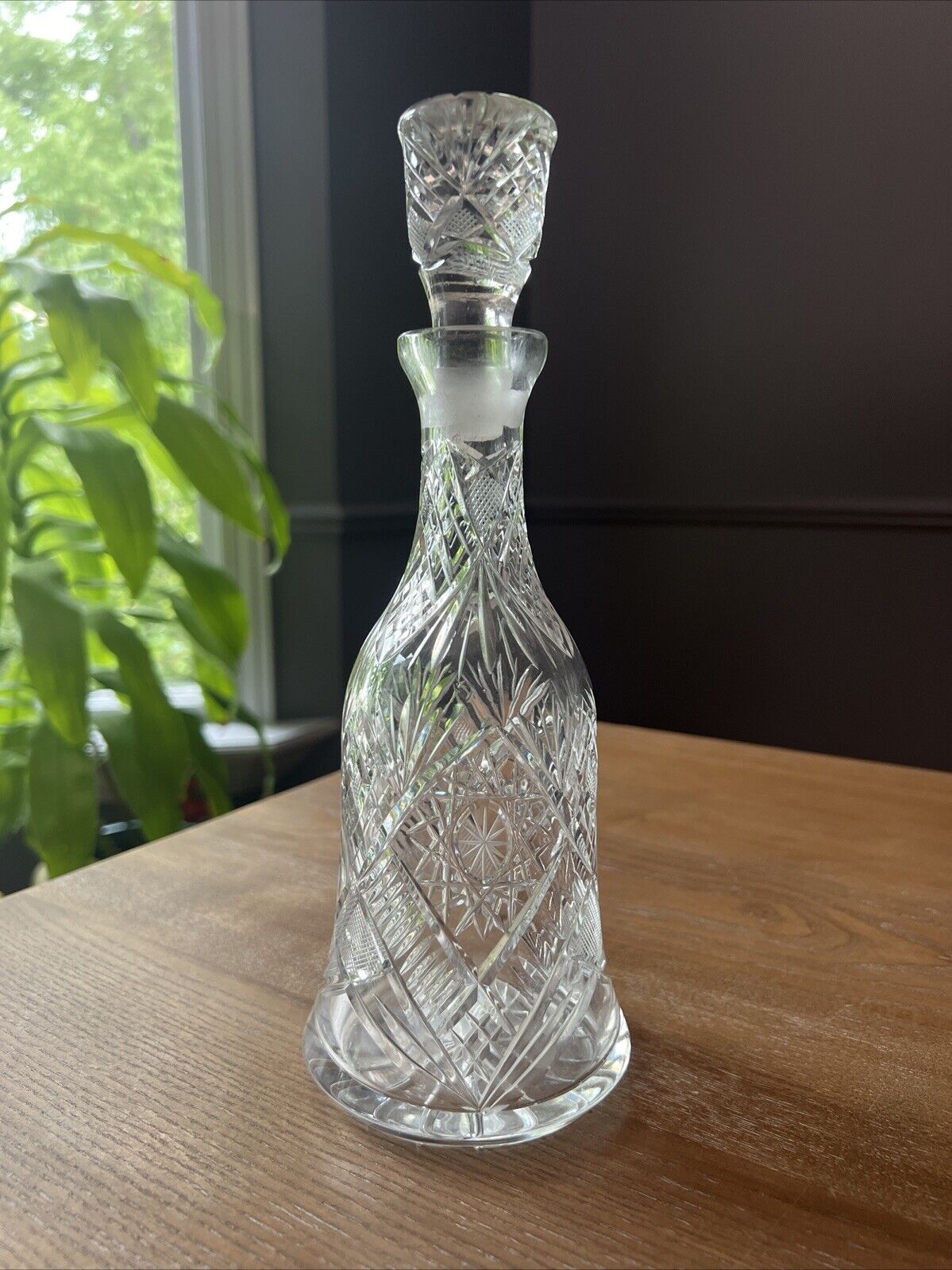 Vintage Crystal Russian Cut Decanter w Stopper Diamond Star Liquor 