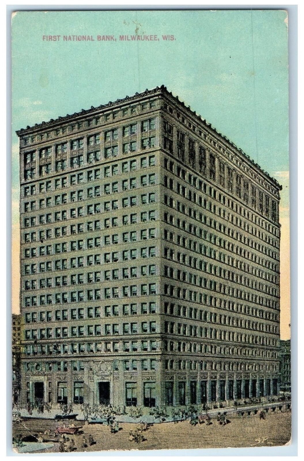 1914 First National Bank Building Crowd Classic Car Milwaukee Wisconsin Postcard