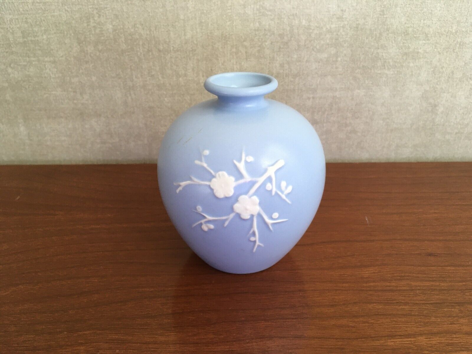 Vintage Copeland Spode Blue White Cherry Blossoms Asian Round Bud Vase England