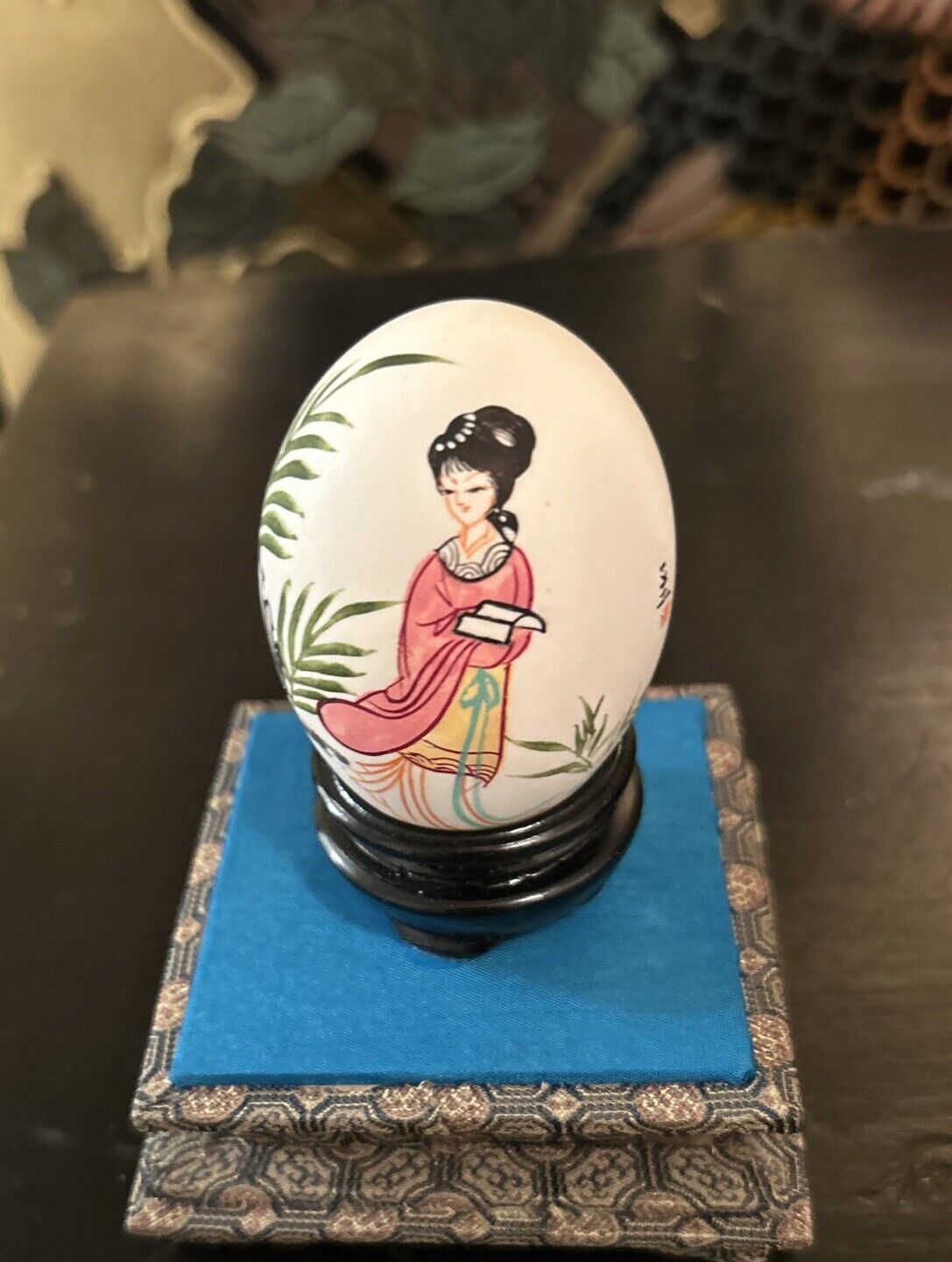 Vintage Chinese Geisha Painted Egg in Display Case, Signed 5-1/2”