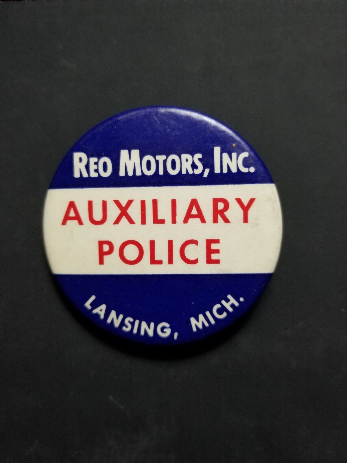 Antique Vintage REO Motors Inc. Michigan Auxiliary Police Button Pinback Pin