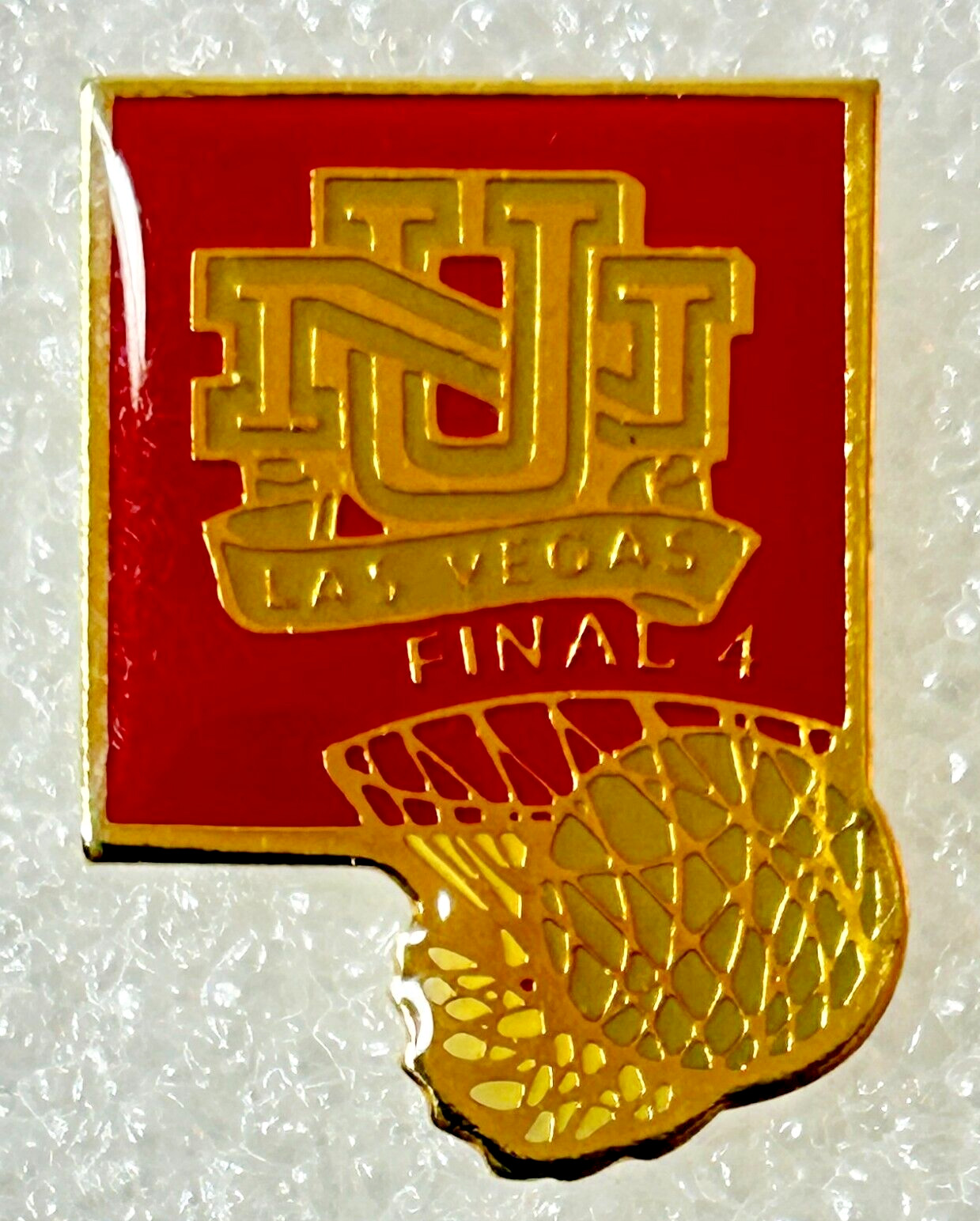 Vintage UN UNLV Las Vegas Final 4 Basketball Enamel Lapel Hat Pin