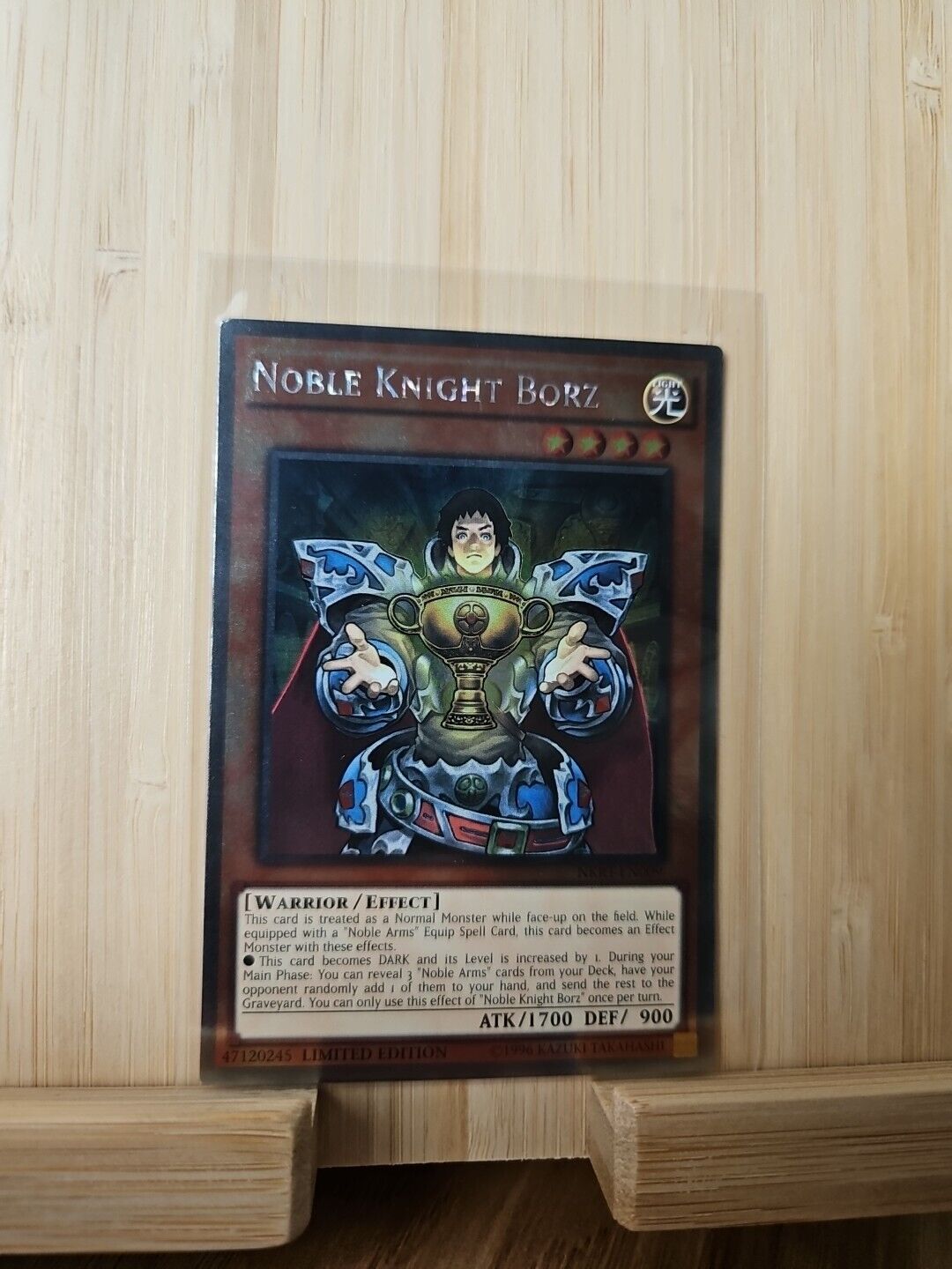NKRT-EN009 Noble Knight Borz Platinum Rare Limted Edition Mint YuGiOh Card
