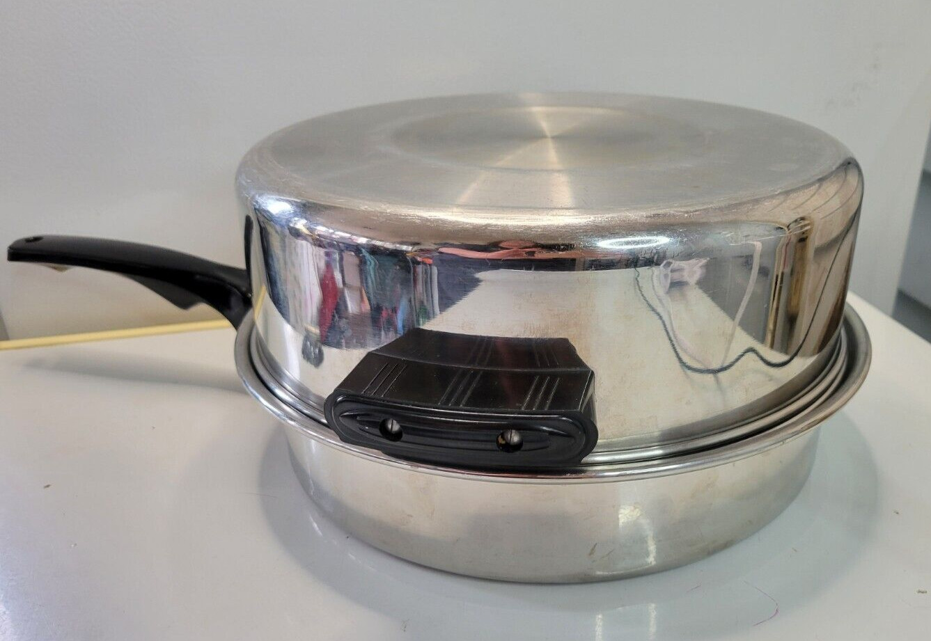 Vintage  Star Brite 3 Ply Stainless Steel 7-41 Fry Pan with Dome Lid Poached Egg