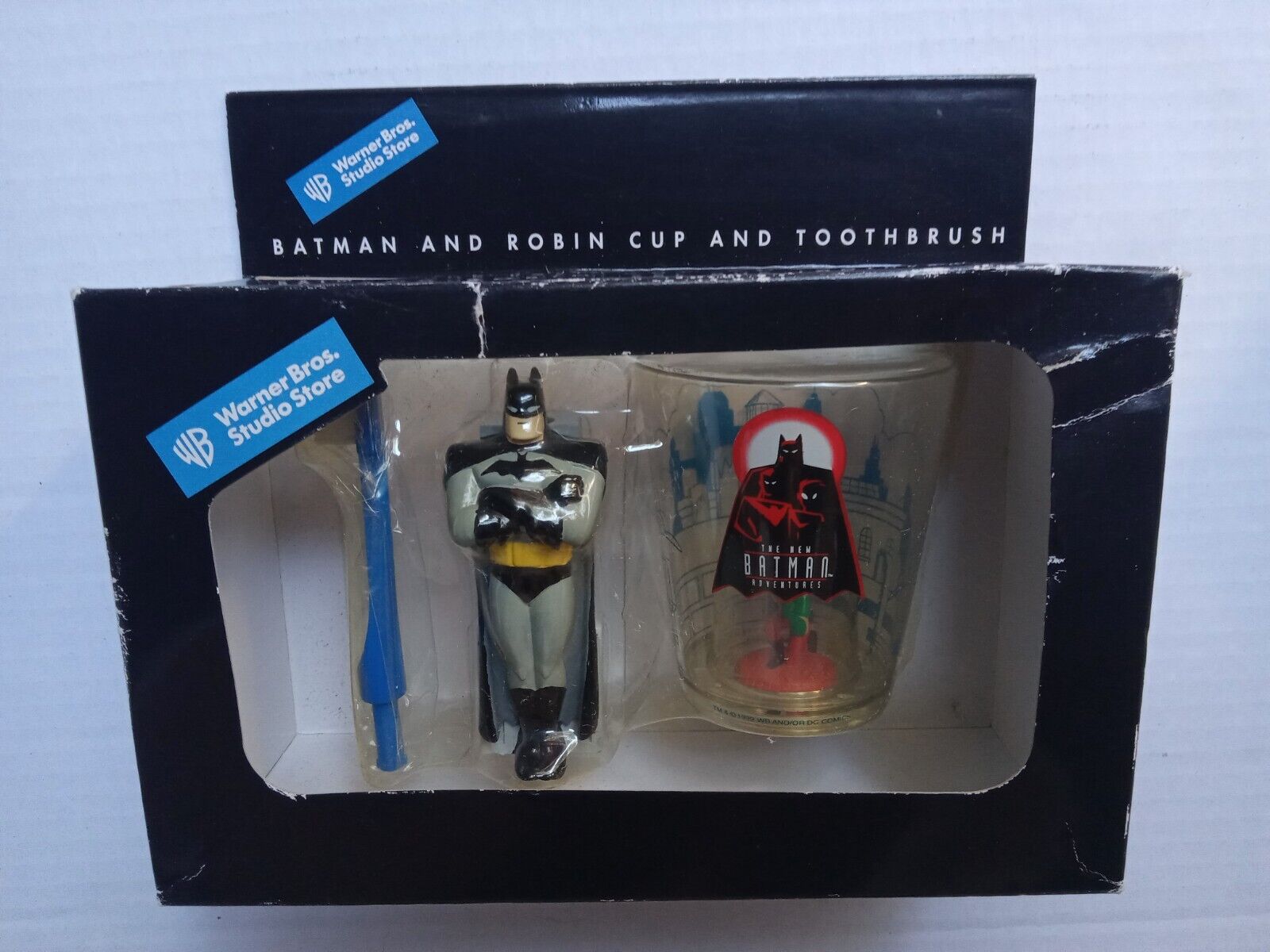 Never Opened Warner Bros. Vintage 1998 Batman and Robin Cup and Toothbrush Set