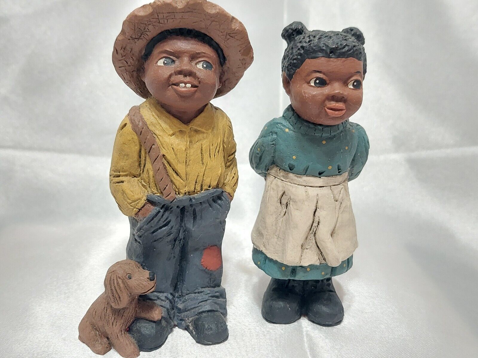 TWO VINTAGE M HOLCOMBE GOD IS LOVE FIGURINES #26 TOBY & TAMMY LITTLE BOY & GIRL