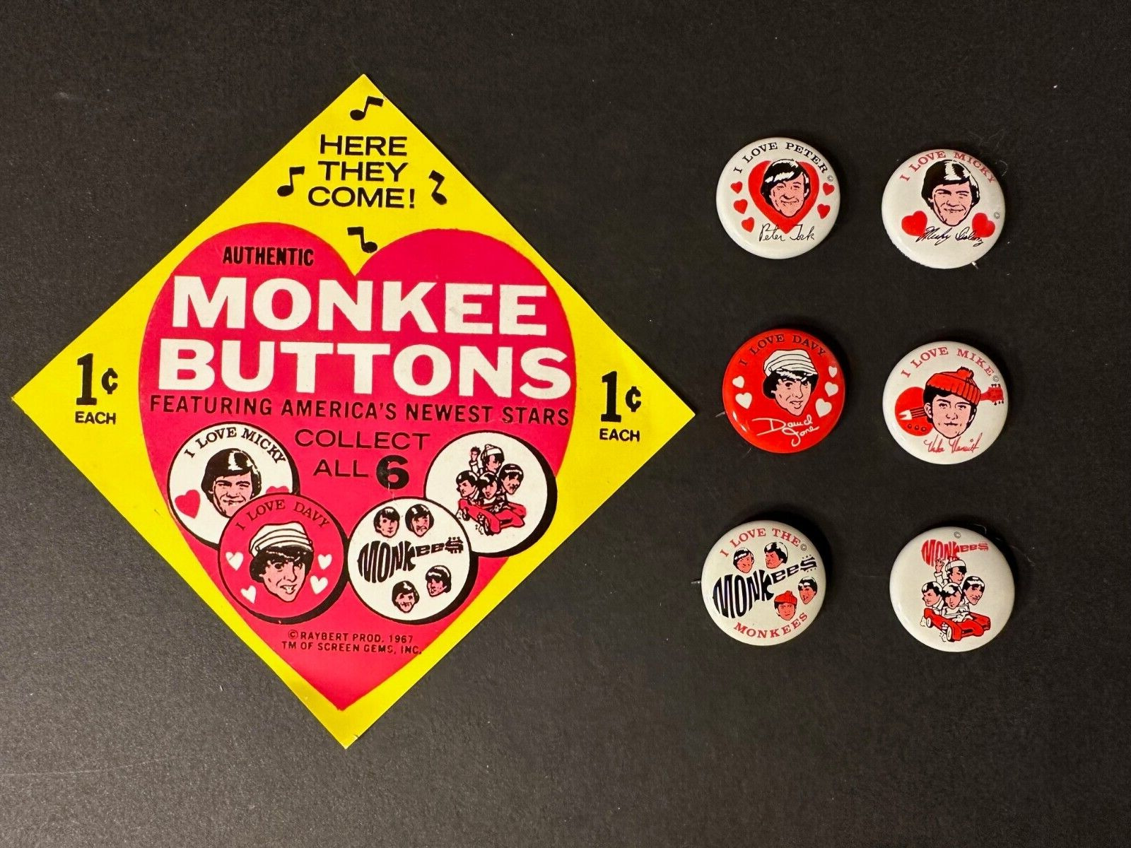 1967 Raybert Monkees Music Pins Buttons Advertising Vending Machine Set Complete