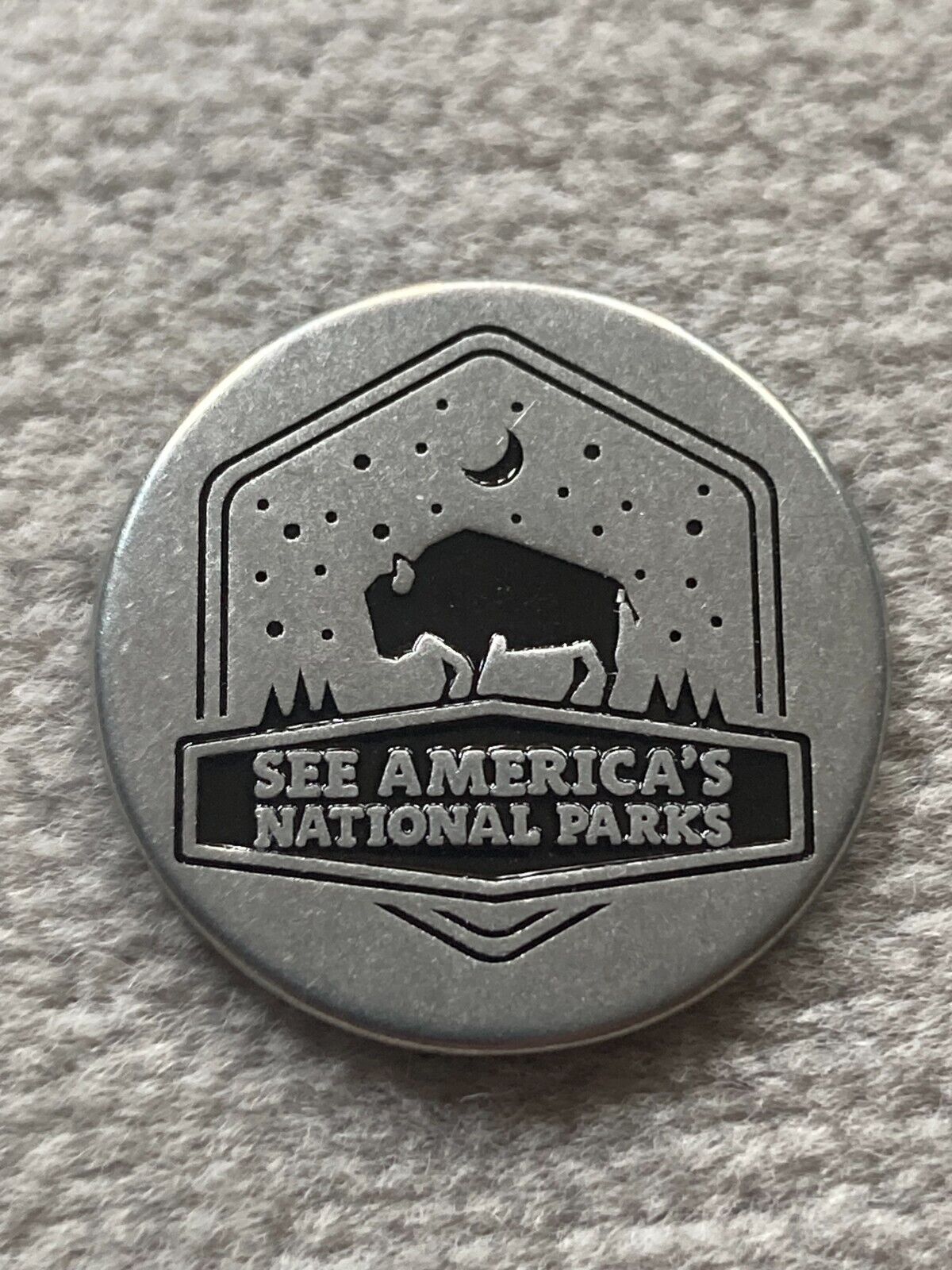 SEE AMERICA\'S NATIONAL PARKS SPECIAL ISSUE MEDALLION BISON HIKE CAMP VACATION