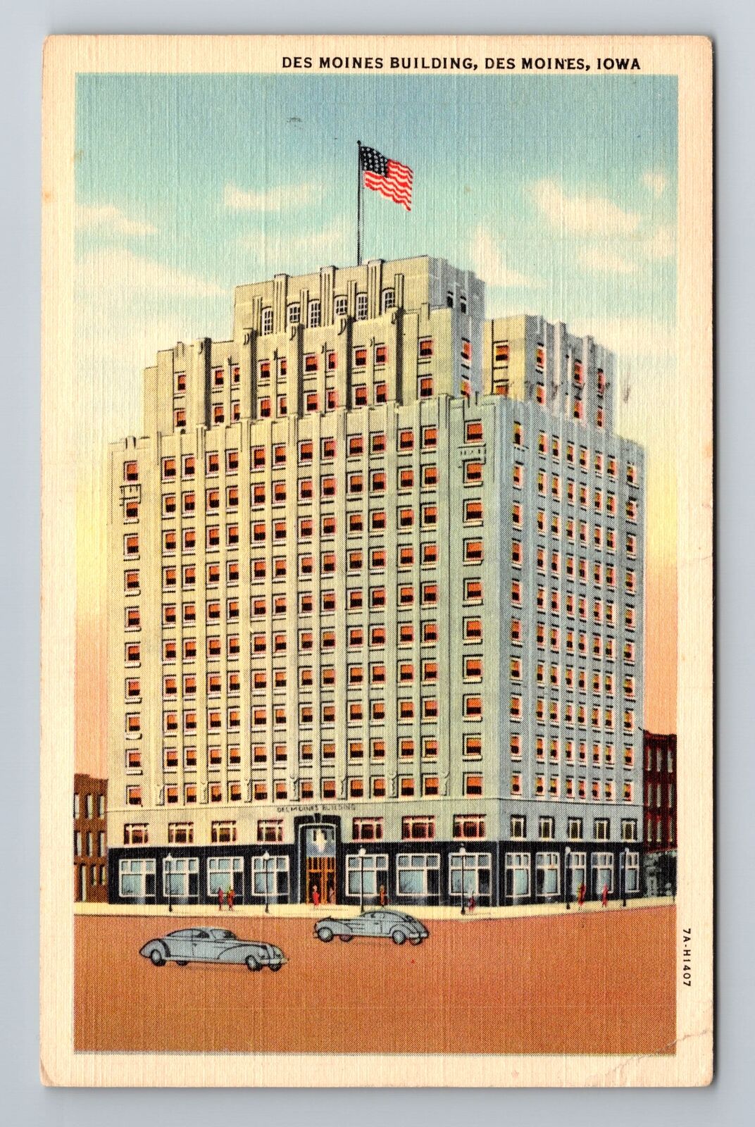 Des Moines IA-Iowa, Des Moines Building, c1940 Antique Vintage Souvenir Postcard