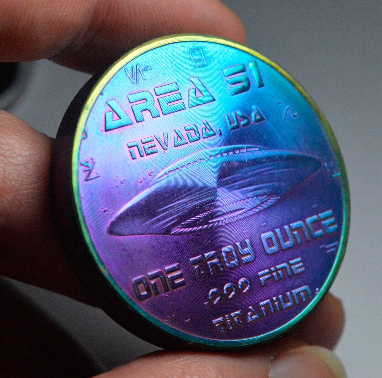 AREA 51, ALIEN .999 Fine/Pure TITANIUM Coin. One Troy Ounce 31.1g - IRIDESCENT
