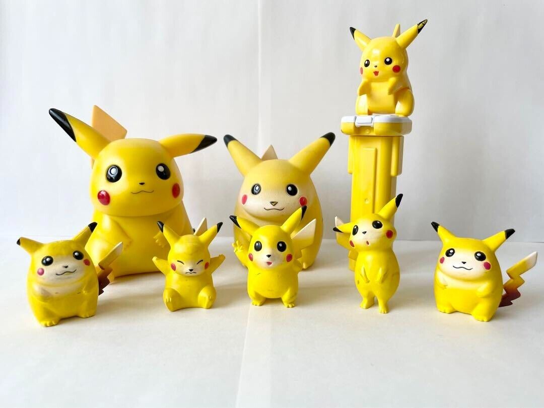 Takara Tomy Bandai Pokemon Pikachu Figure Toy 8 Piece Set