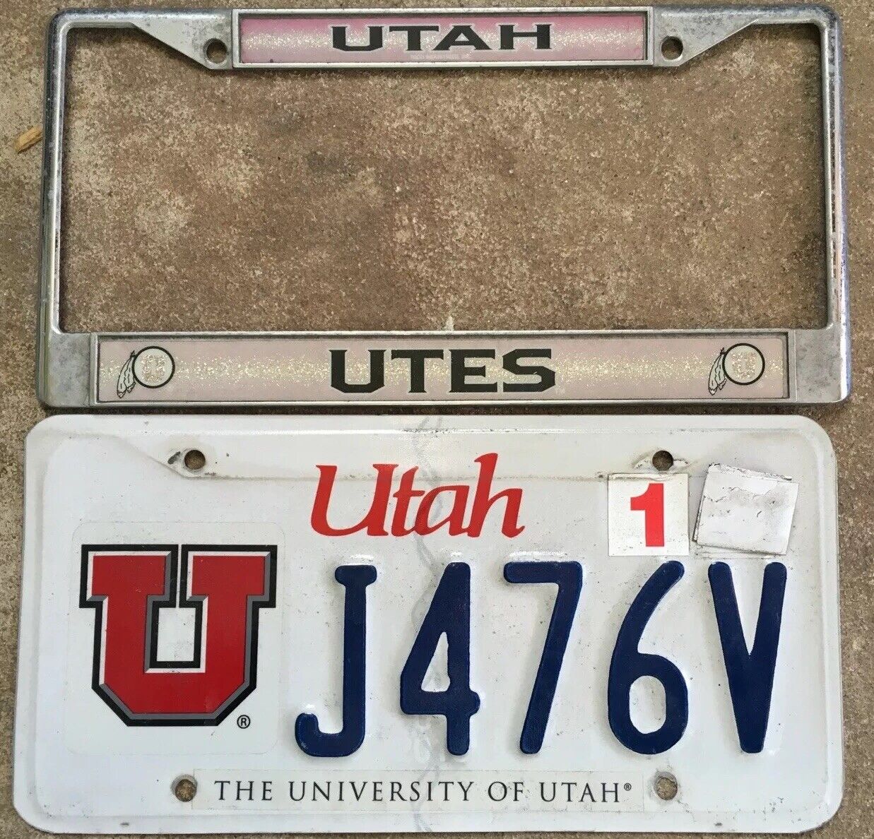 UTAH, UNIVERSTY OF UTAH UTES LICENSE PLATE + Frame