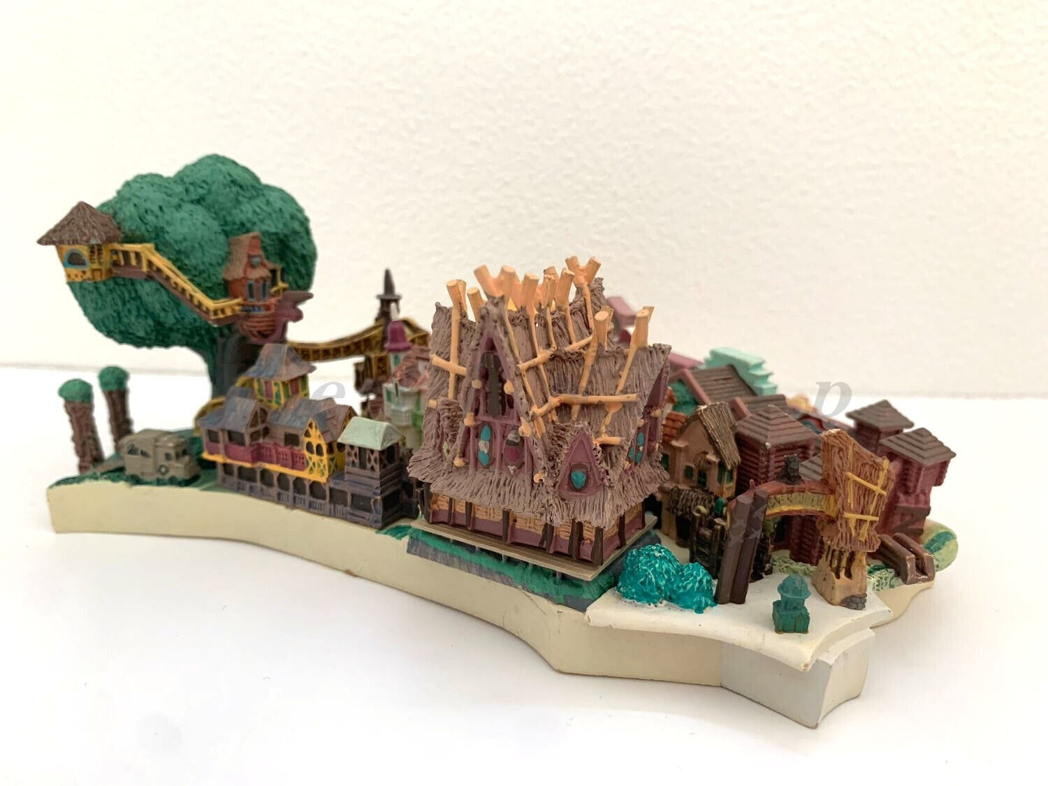 Disneyland California Adventureland TARZAN TREEHOUSE TIKI Diorama Figurine