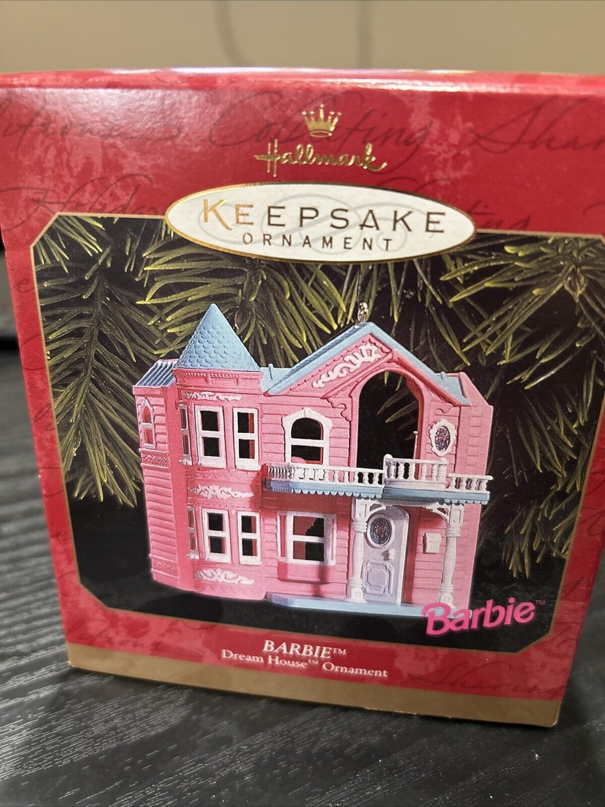 Hallmark Keepsake Barbie Dream House 4 inch Ornament - Pink (QXI8047)