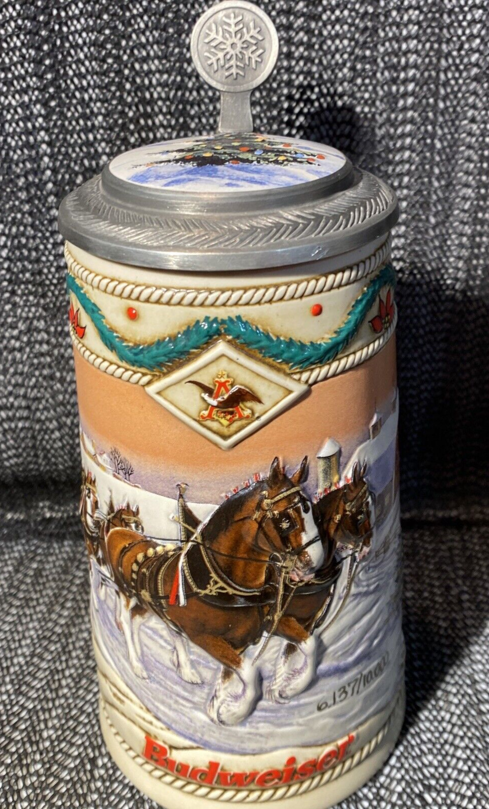 Budweiser AMERICAN HOMESTEAD 1996 Holiday Stein - Clydesdale Horses 3D Design 