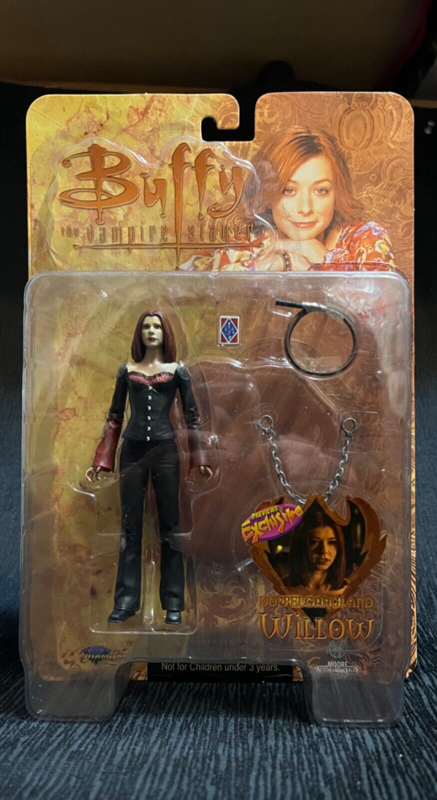 BUFFY VAMPIRE SLAYER TOY FARE EXCLUSIVE VAMPIRE WILLOW NEW 