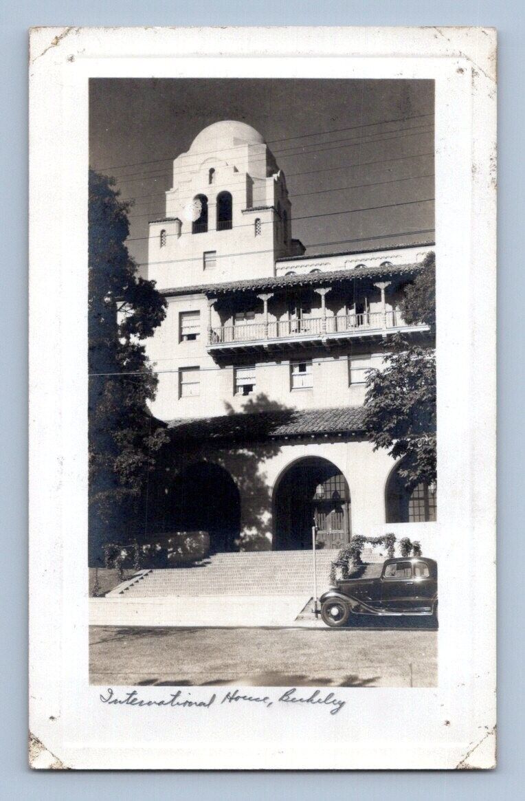 RPPC 1930'S. INTERNATIONAL HOUSE. BERKELEY, CAL. POSTCARD. SM18