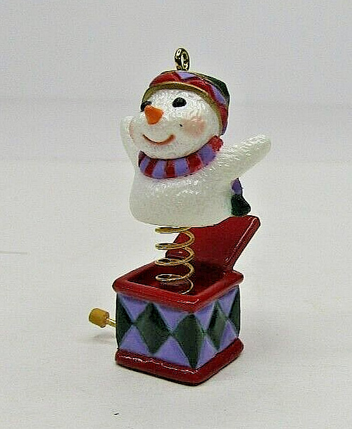 VTG Hallmark Ornament Snowy Suprise 1999 Miniature Membership Ornament