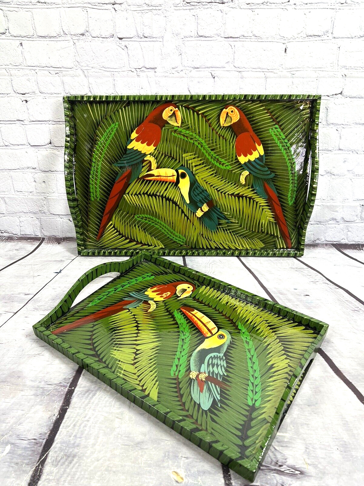 Vtg set of 2 Wood Serving Tray Hand Painted Parrot Macaw Folk Art Colorful Tiki