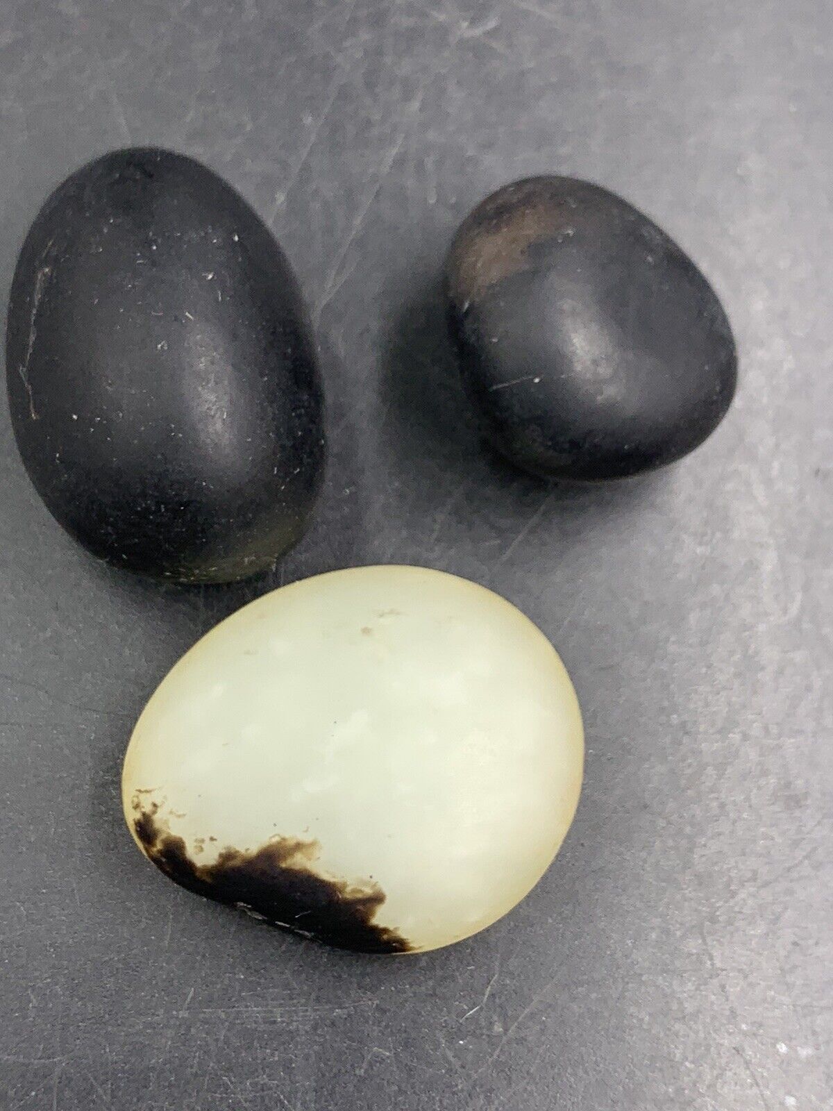 Three Taqing Nephrite Jade Pebbles From Tashkurgan 35g