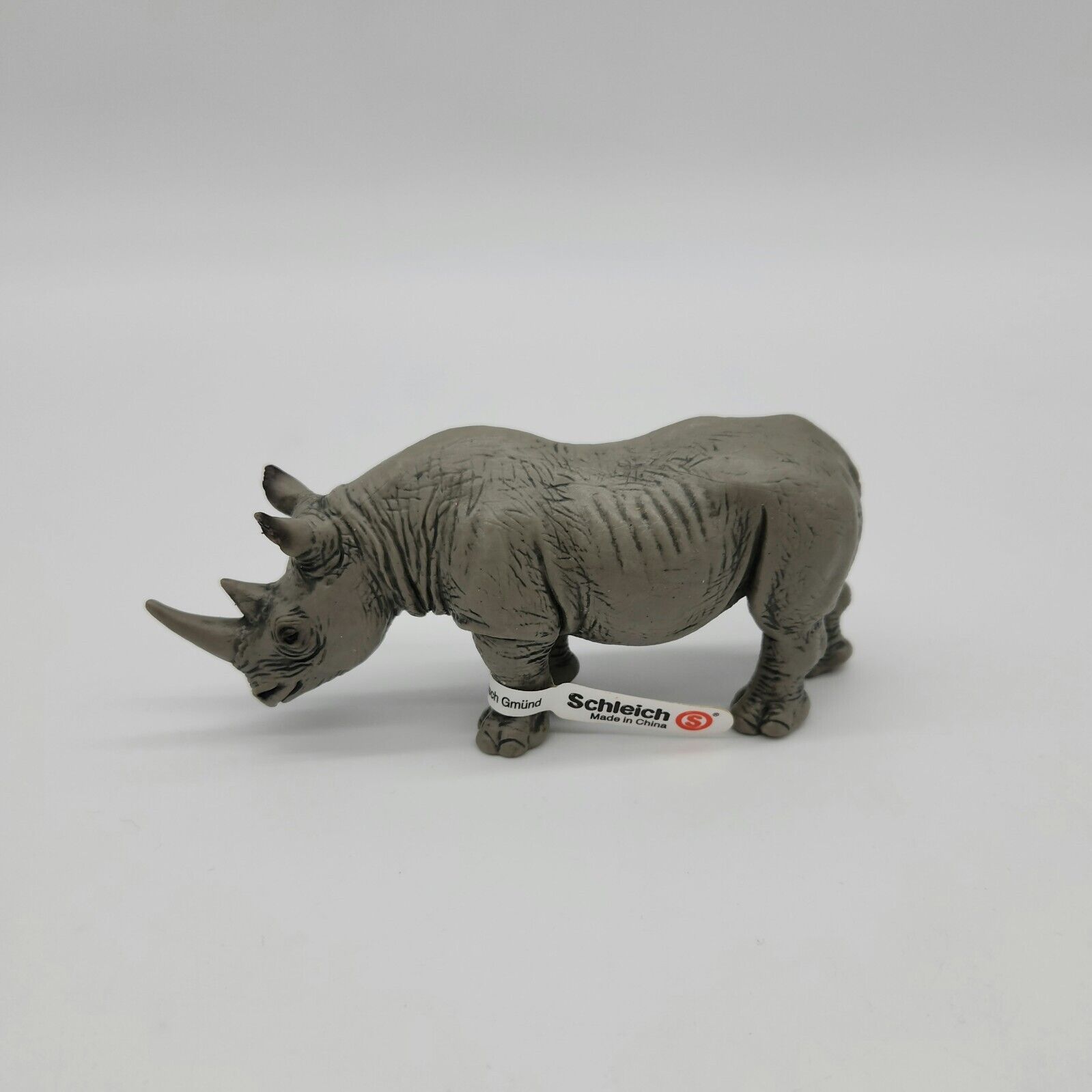 Schleich Rhino toy figure 2001 vtg Rhinoceros wild animal figurine NWT 