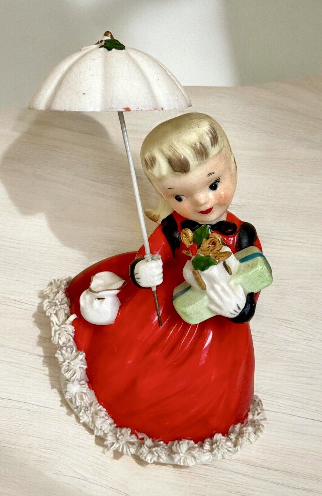 1956 Napco Christmas Shopper Girl Spaghetti Figurine Parasol Umbrella Vintage