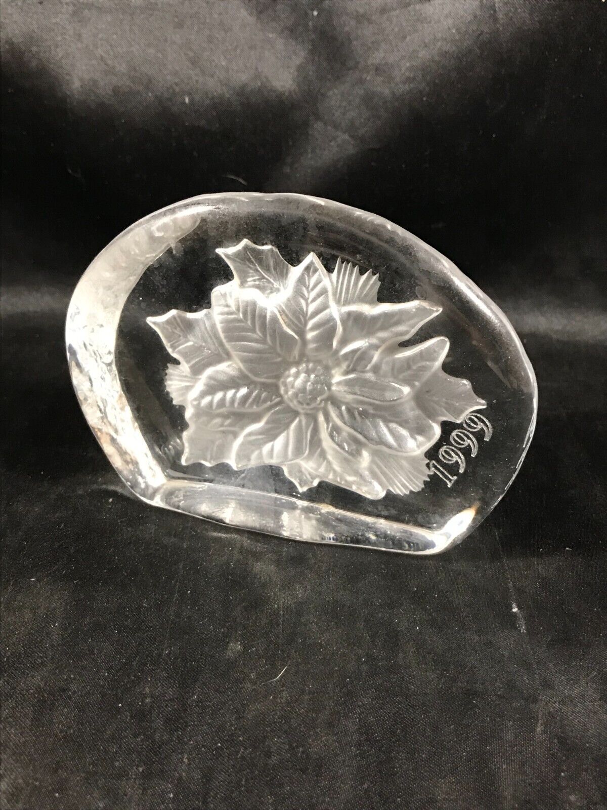 Vintage 1999 Christmas Holly Clear Glass Paperweight Frosted