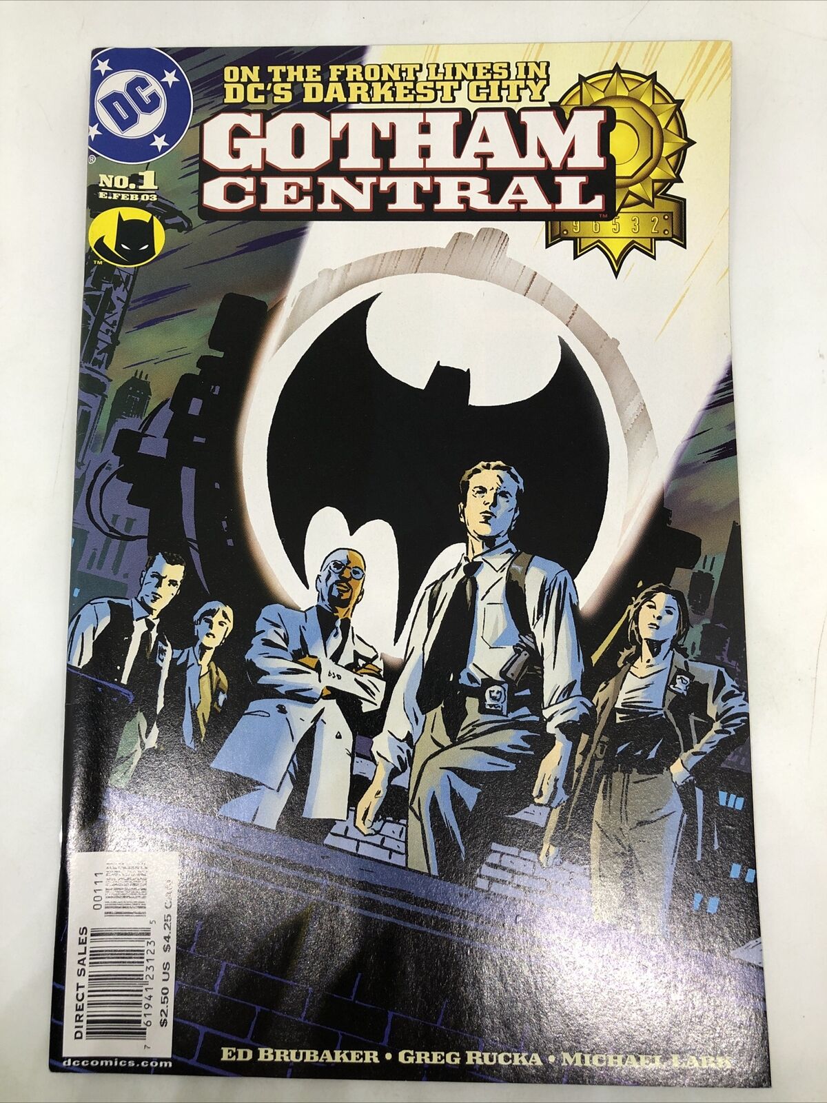 Gotham Central 1 DC 2003 HBO Max Series Batman GCPD Brubaker