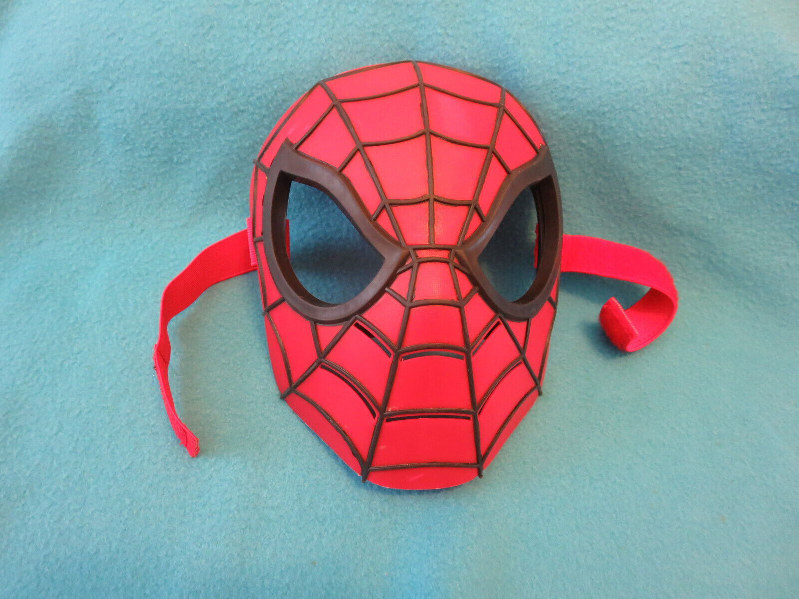 Marvel Spiderman Mask Plastic & Rubber Adjustable Strap Halloween Hasbro