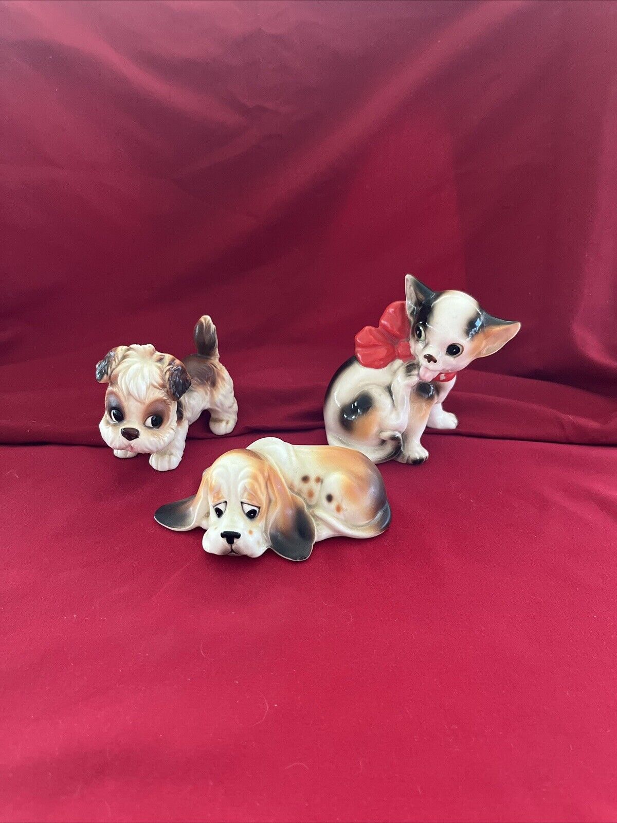 3 Adorable Vintage Ceramic Dogs, Bassett, Chiuaua, Mutt?