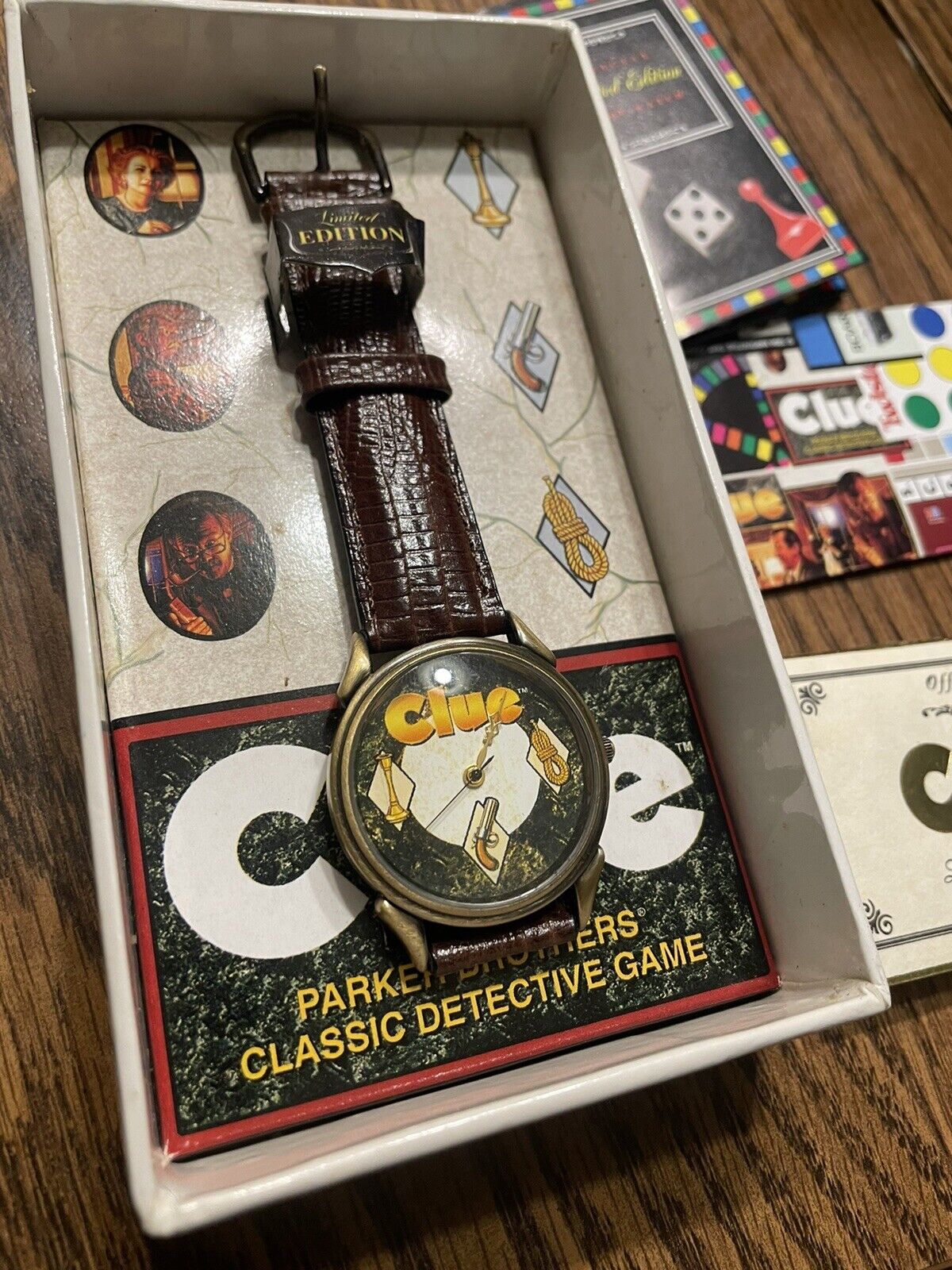 VTG Milton Bradley Parker Brothers Clue Limited Edition Watch 1720/10,000 1994