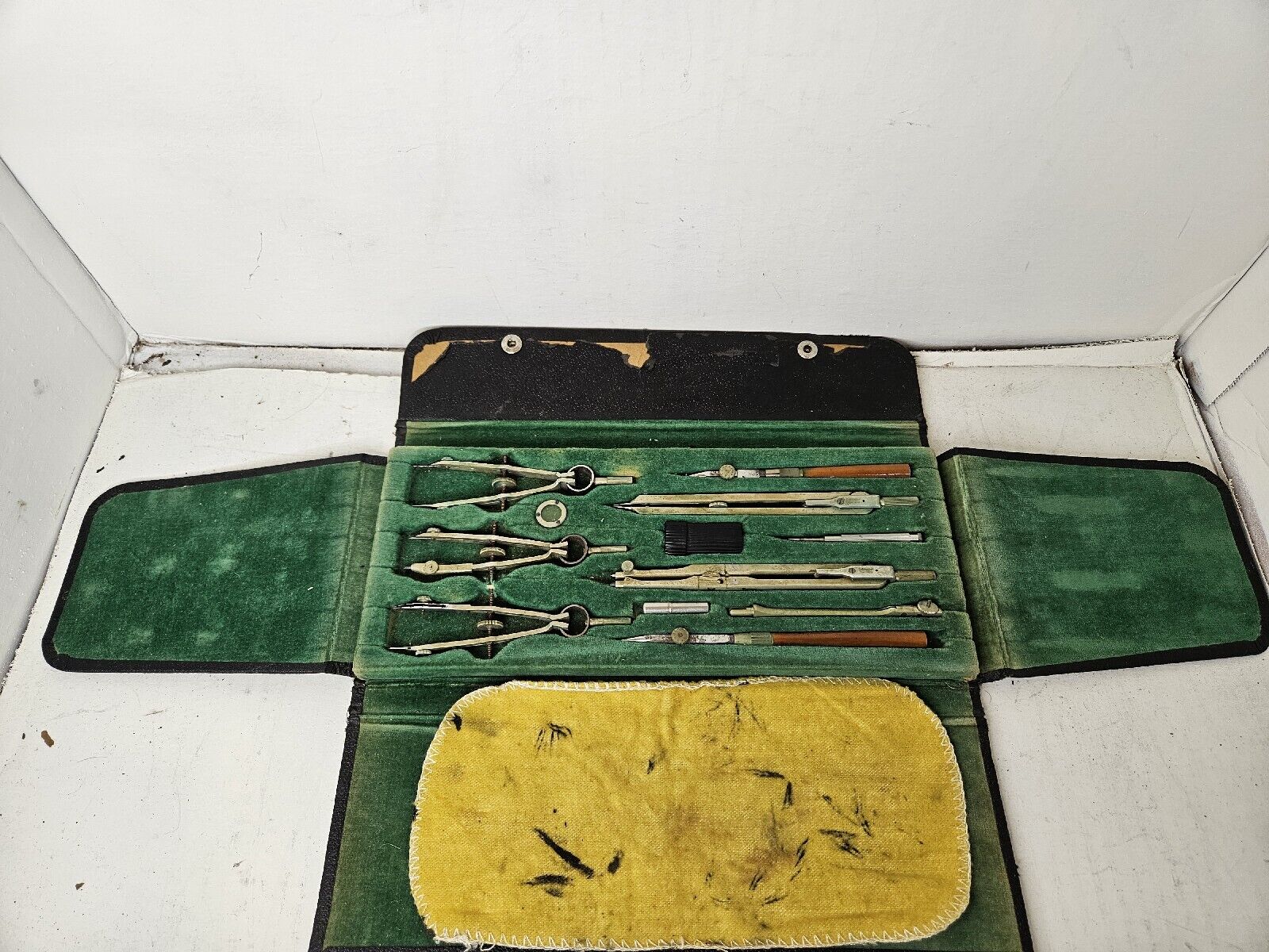 Vintage SCHNEIDER Germany Drafting Engineering Tool Instrument Set Leather Case 