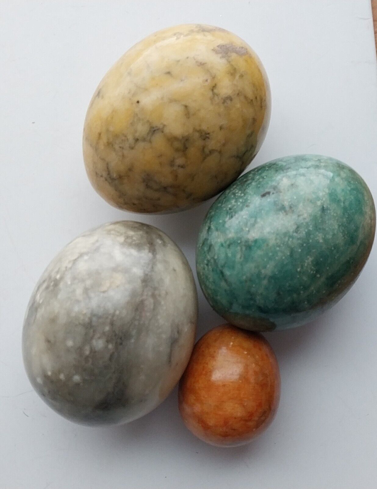 Lot of 4 Vintage Alabaster Marble Agate Stone Eggs