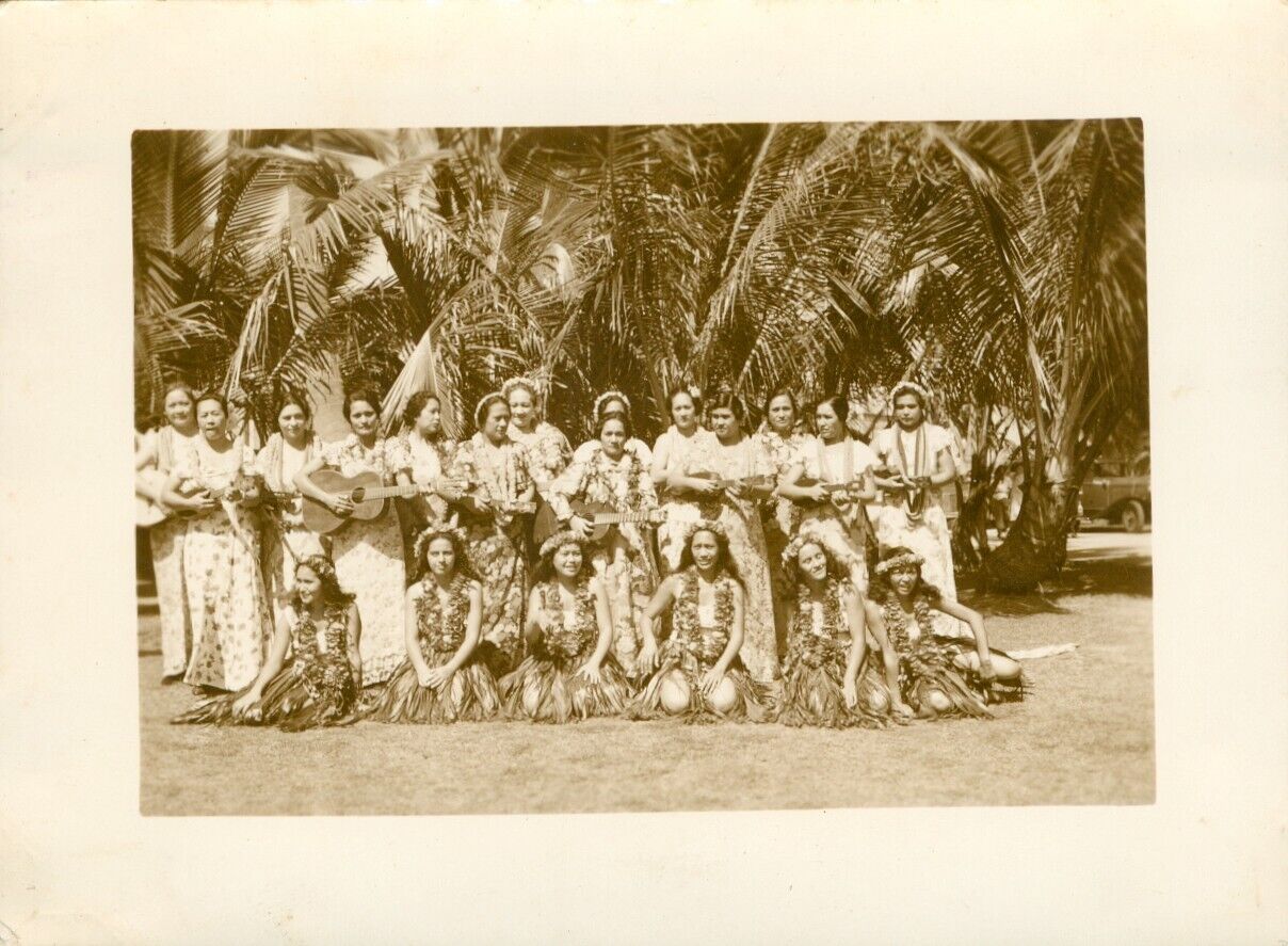 1940 Kodak of Hawaii Hula Show, Hula Girls, singers, dancers Hawaii photo
