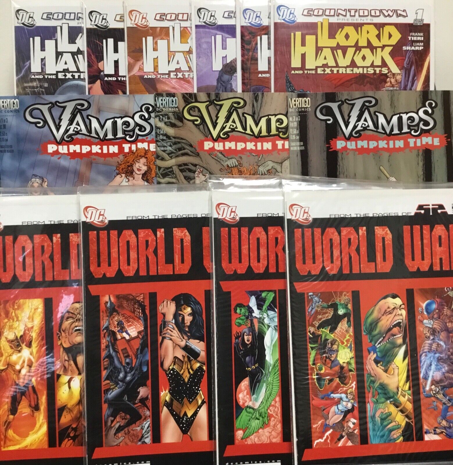DC Comics Lord Havok 1-6, Vamps Pumpkin Time 1-3, World War 1-4