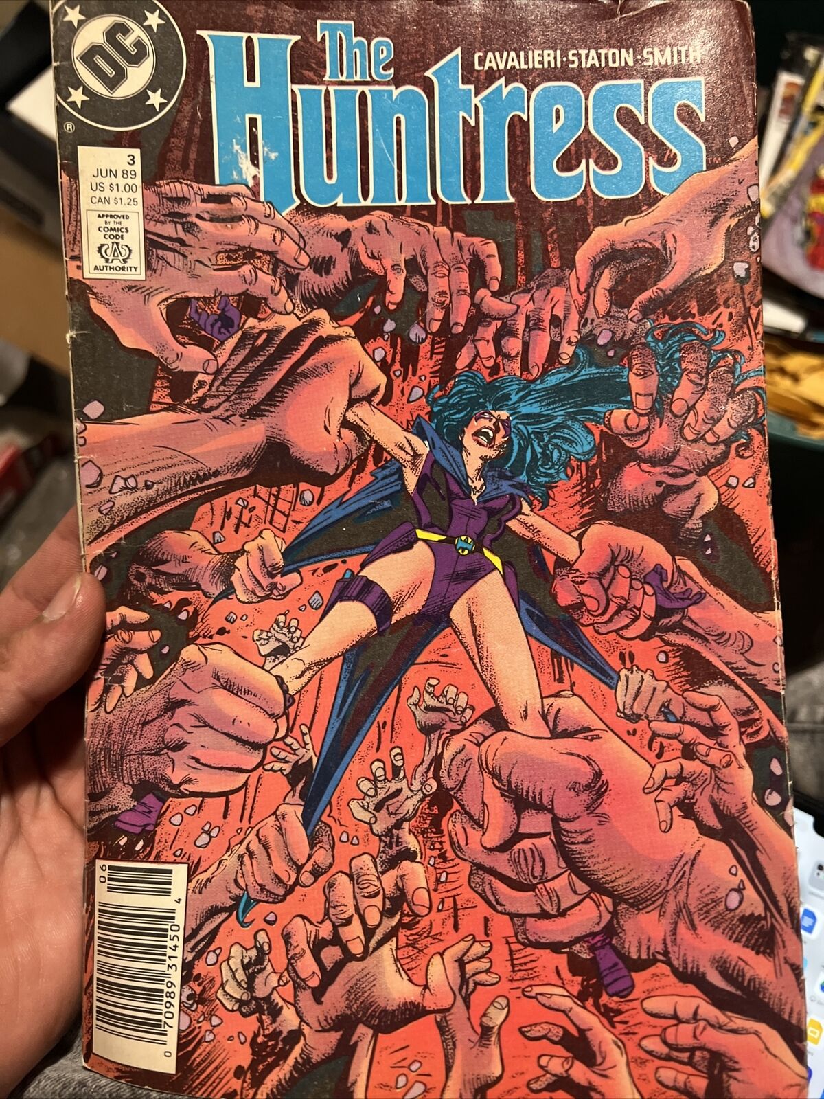 Huntress  (1989 - 1990)   #3