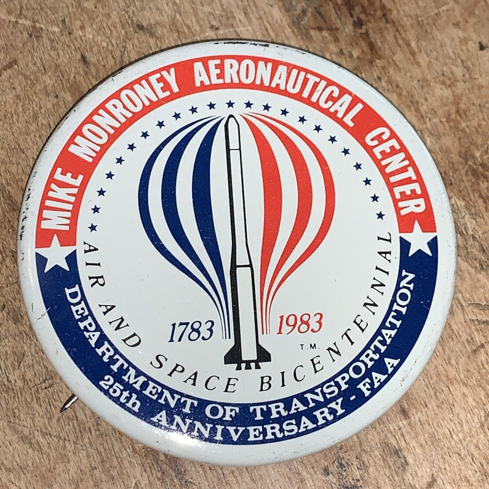 1983 Mike Monroney Aeronautical Center Pin Button Dept. of Transportation