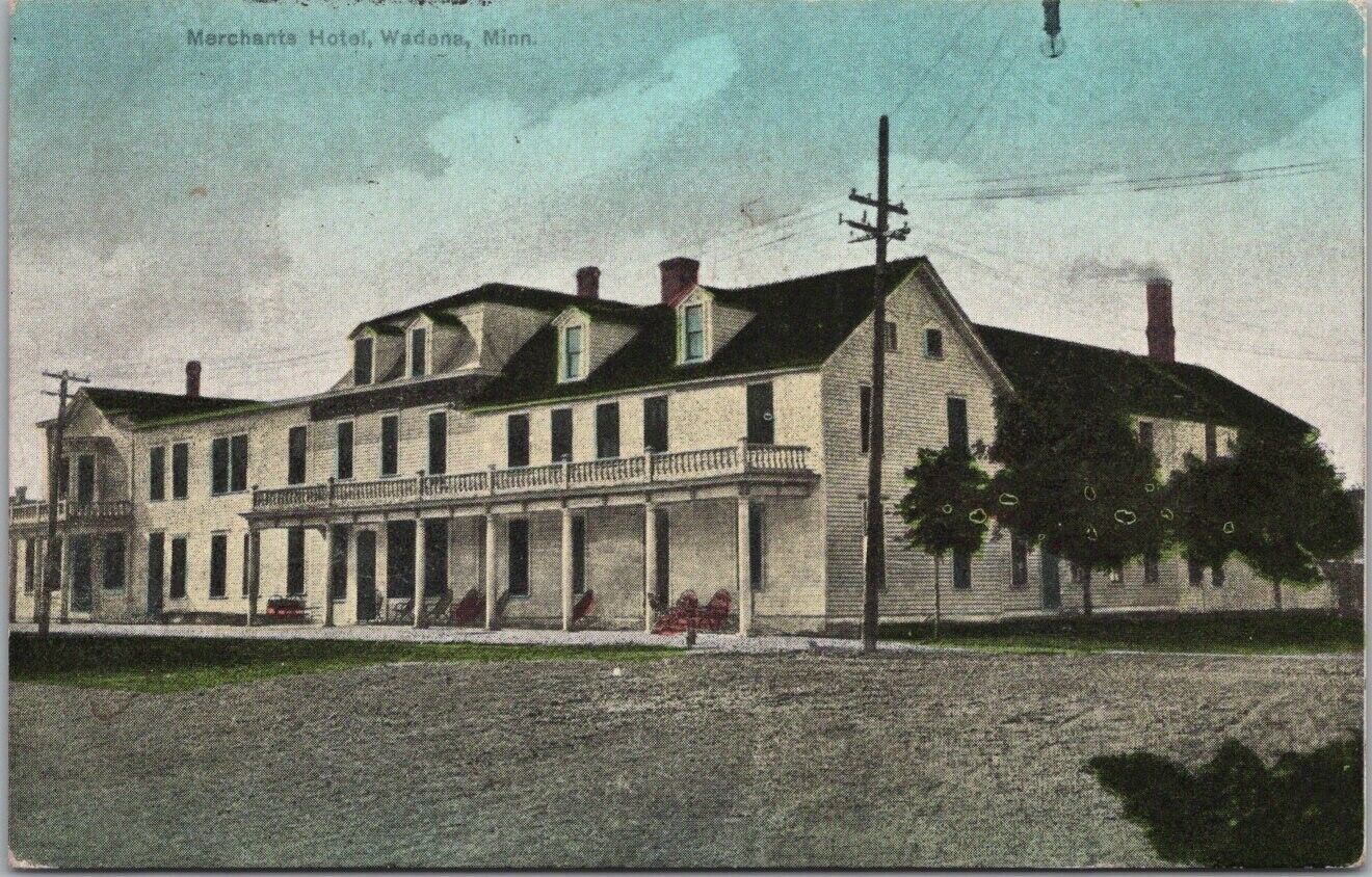 WADENA, Minnesota Postcard MERCHANTS HOTEL Building / Street View - 1910 Cancel