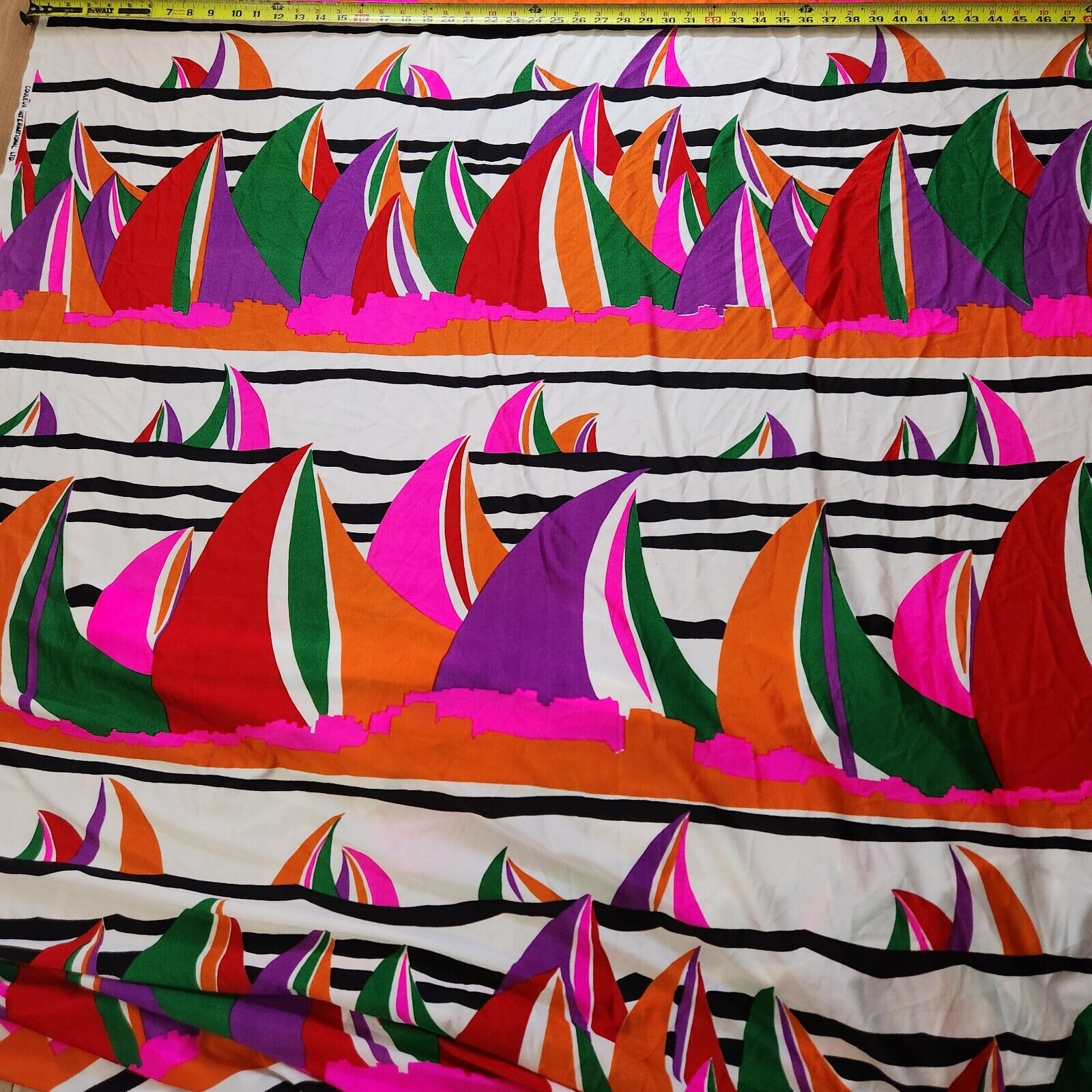 Couleur Int'l VTG Retro Raw Poly Fabric Colorful Sailboats 3-1/8 YD 48