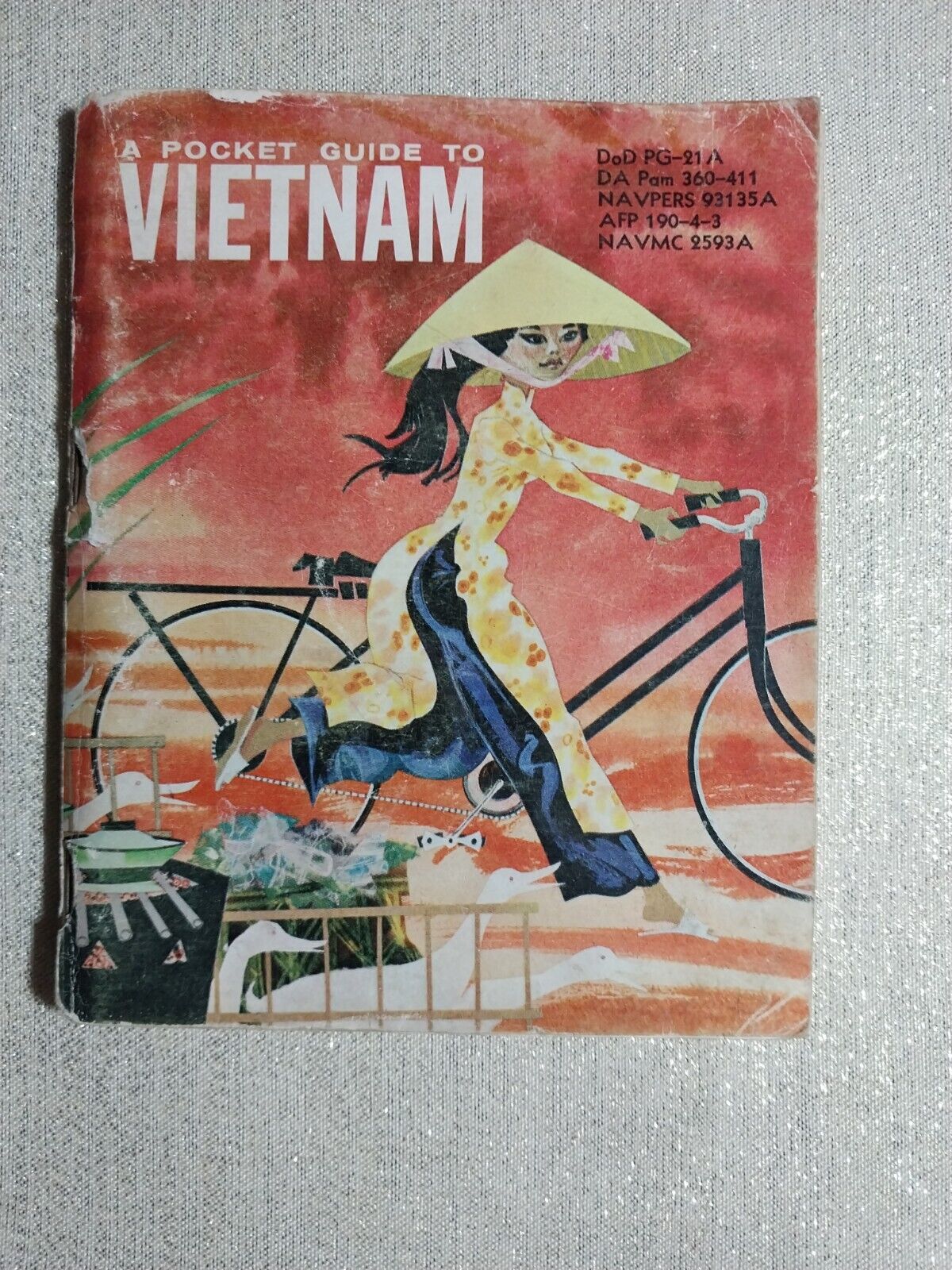 Pocket Guide to Vietnam 1962 Armed Forces Information & Education DOD PG-21A