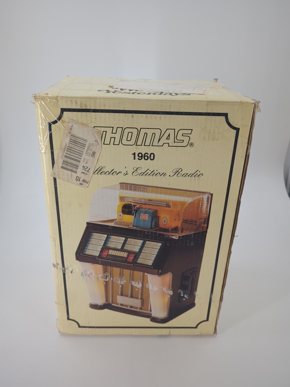 Thomas Vintage Collectors Edition Radio/ Cassette Player Model 1960 
