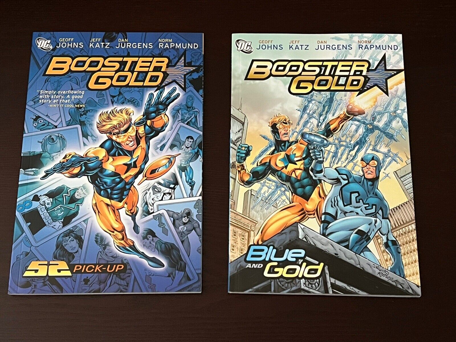 Booster Gold Vol. 1 & 2 trade Paperback DC Comics 2007 Series Blue And Gold, 52