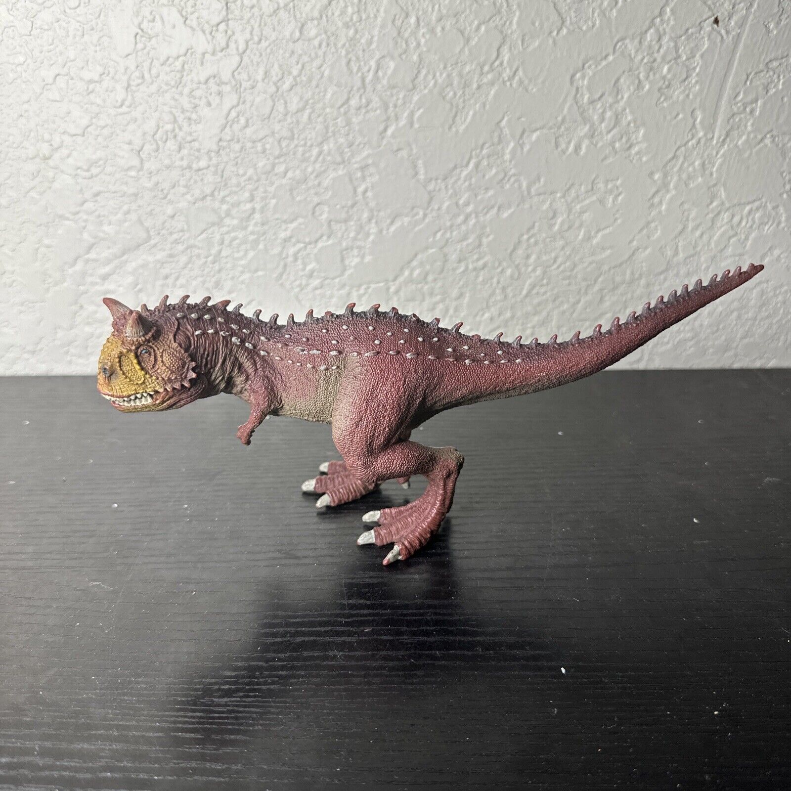 Schleich CARNOTAURUS Dinosaur 14527 Jurassic Prehistoric Figure Movable Jaw