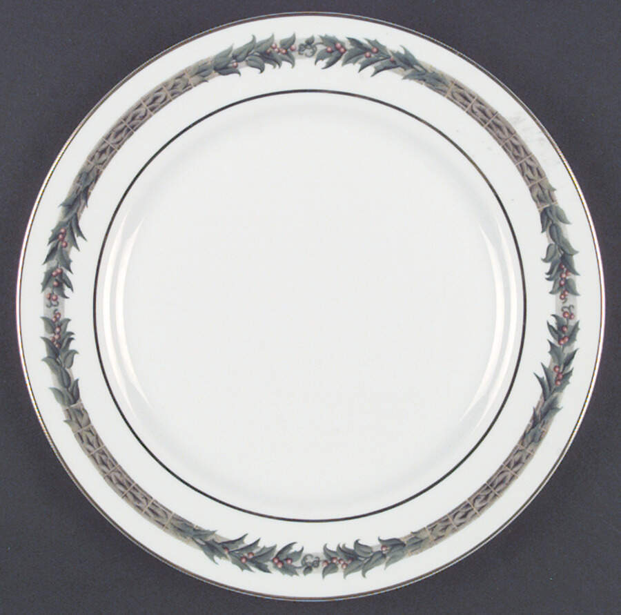 Department 56 Christmas Classic Dinner Plate 850747