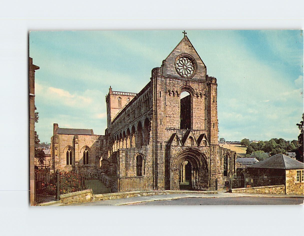 Postcard The Abbey Jedburgh Scotland