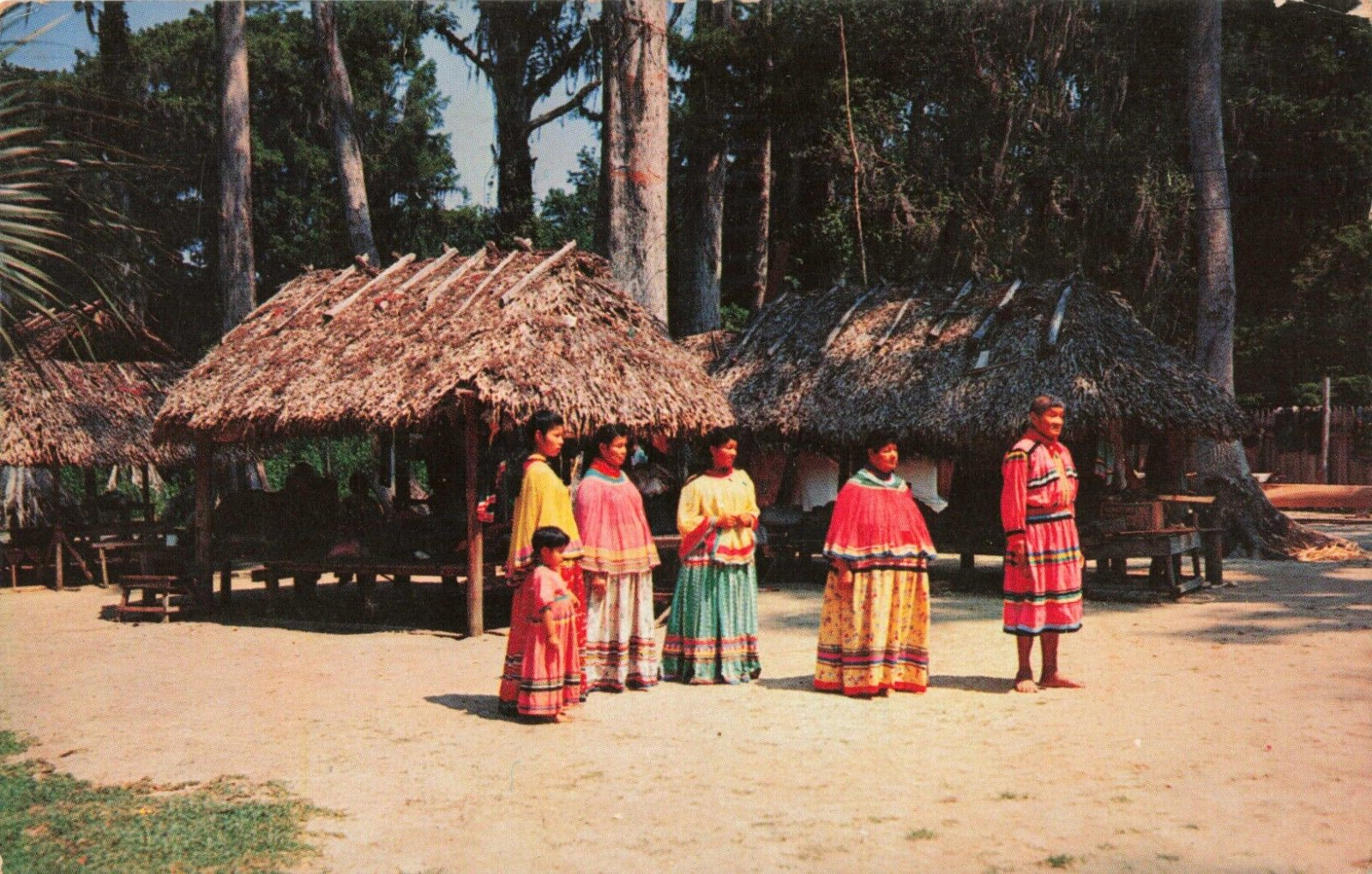 Silver Springs Florida, Seminole Indian Women in Traditional Dress, VTG Postcard